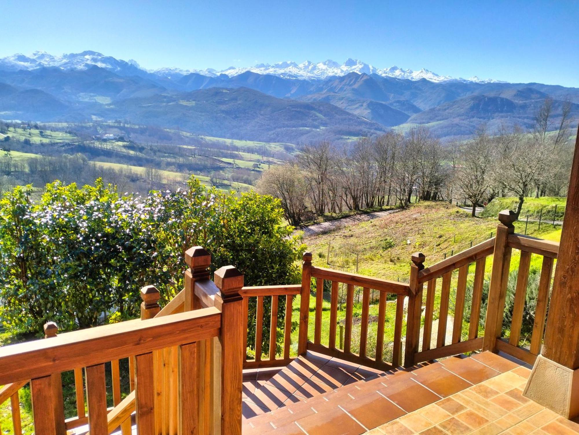 La Casa De Nuria Pensionat Onís Exteriör bild